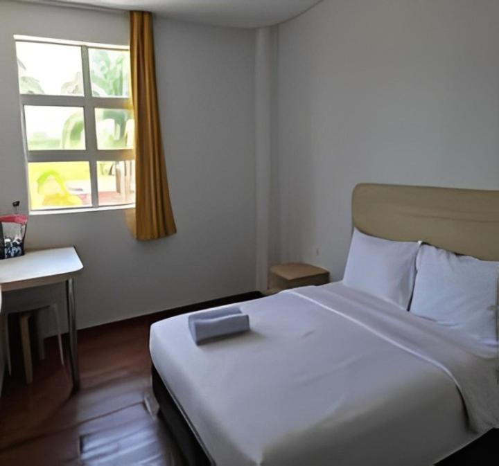Santai Morib Hotel Buitenkant foto